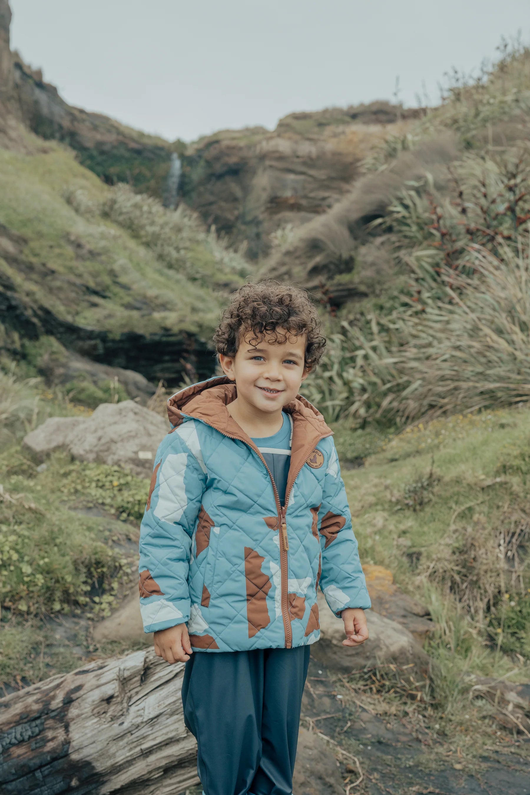 Crywolf Eco-Puffer Jacket - Move Mountains