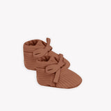 Quincy Mae Ribbed Baby Booties | Clay