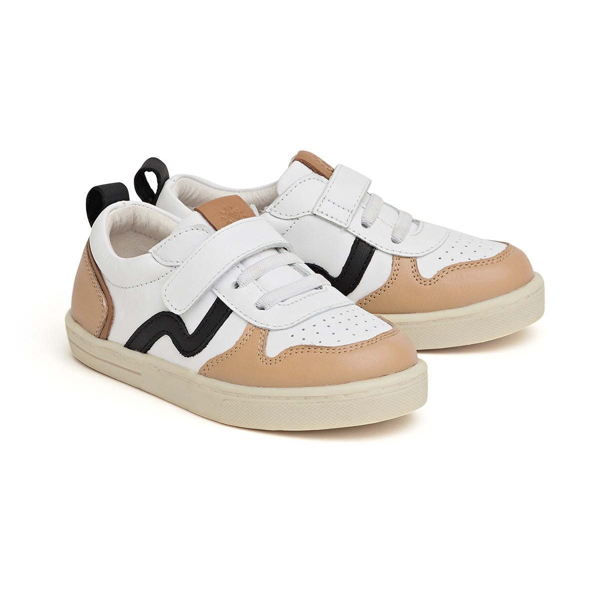 XO Trainer - White/Black/Tan